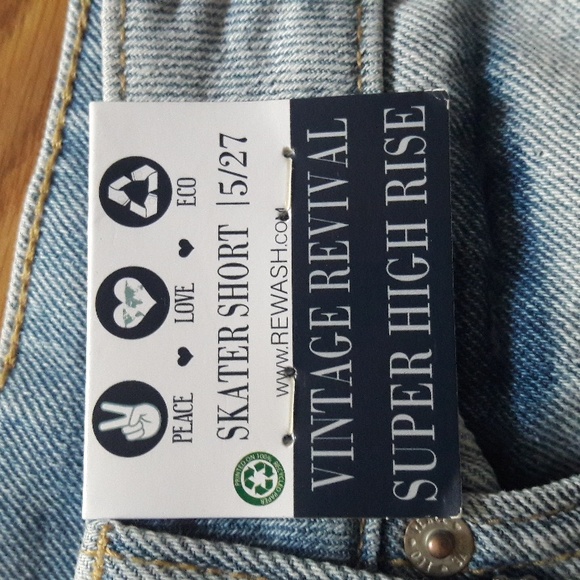 NWT "REWASH" Super High Rise Distressed Vintage Revival Skater Short Size 5/27 - Picture 3 of 8
